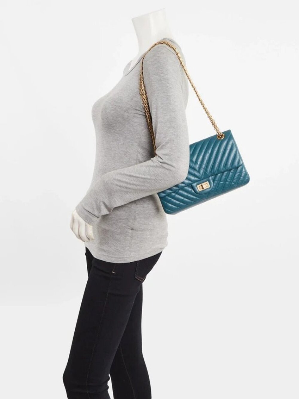 Chanel Turquoise 2.55 Reissue Chevron Quilted Calfskin Leather 225 Bag
